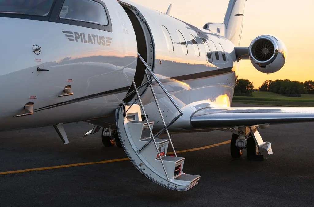 VJ Work G 01 Venture Jets: Marketing Campaign